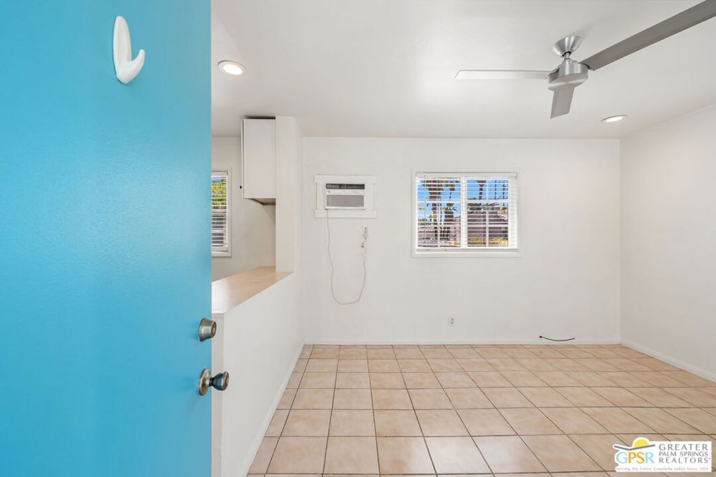 1674 S Via Salida 6 Property Photo 12