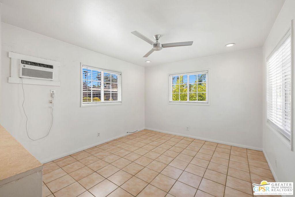 1674 S Via Salida 6 Property Photo 13