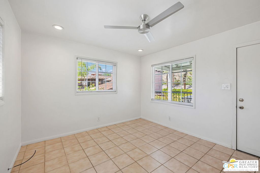 1674 S Via Salida 6 Property Photo 14