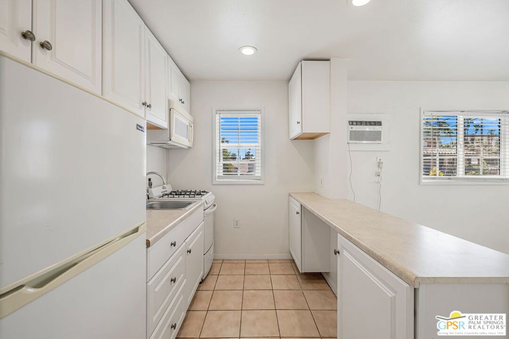 1674 S Via Salida 6 Property Photo 19
