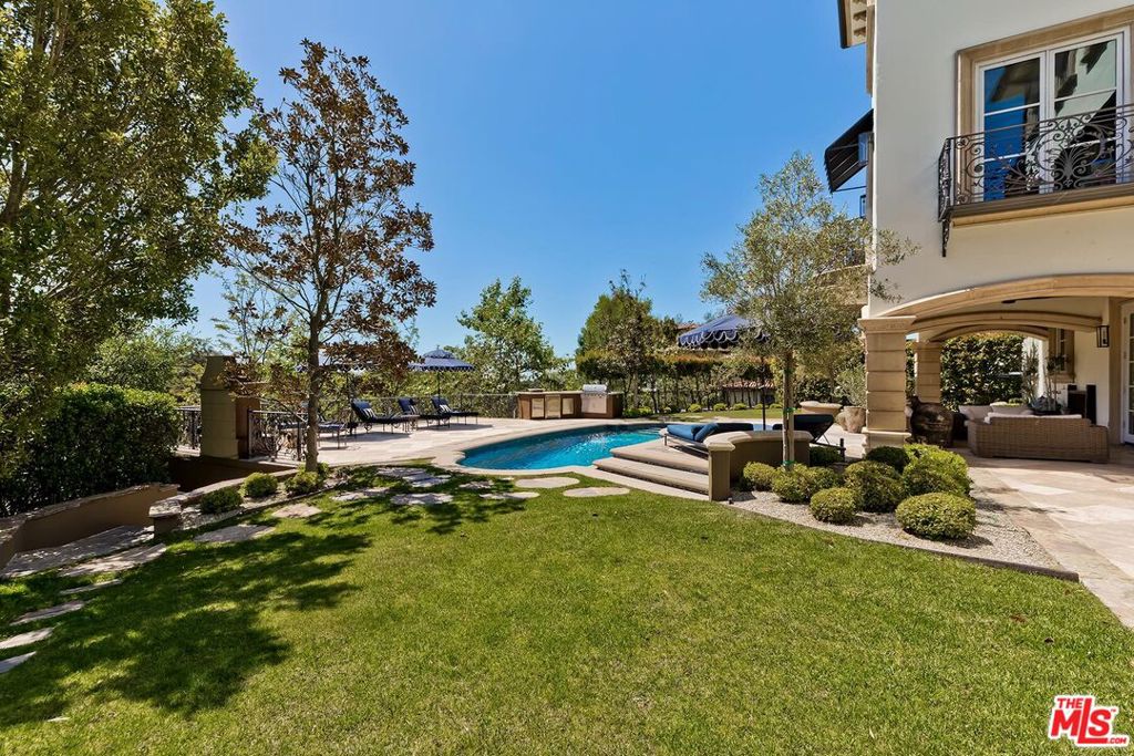 2680 Bowmont Drive Property Photo 18