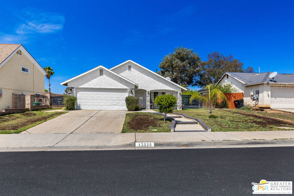 13525 Ninebark Street Property Photo