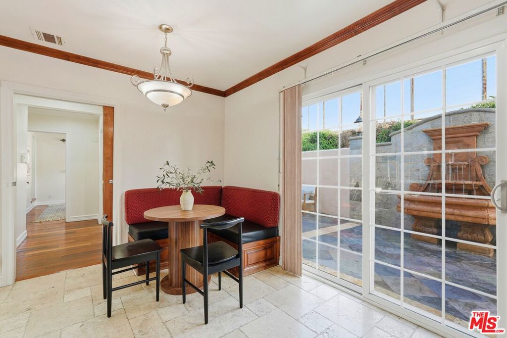 5356 Waldo Place Property Photo 17