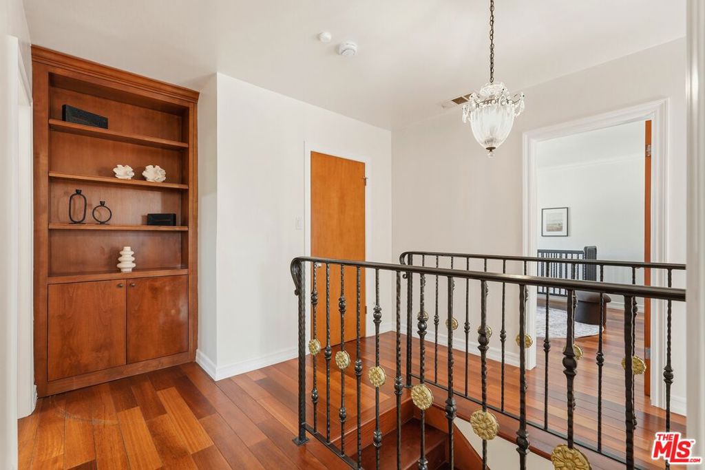 5356 Waldo Place Property Photo 34