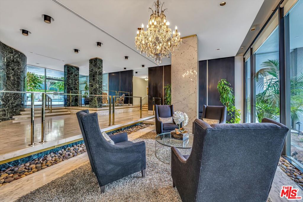 10450 Wilshire Boulevard 4f Property Photo 6