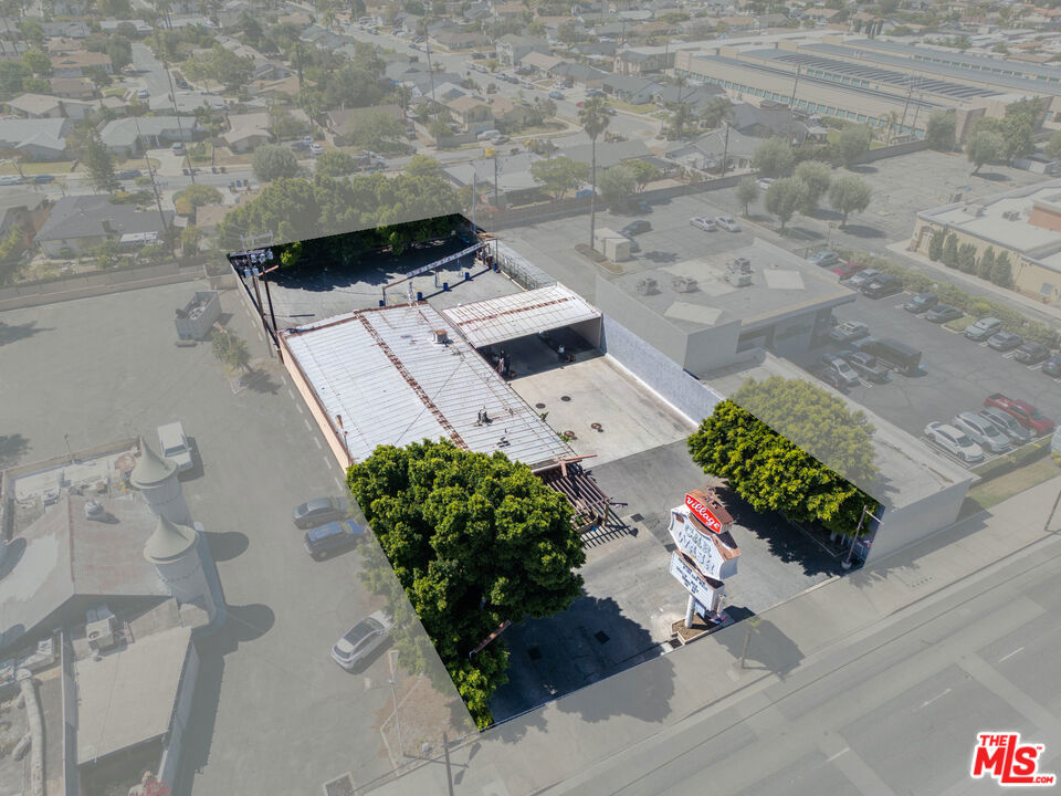530 E Foothill Boulevard Property Photo 2