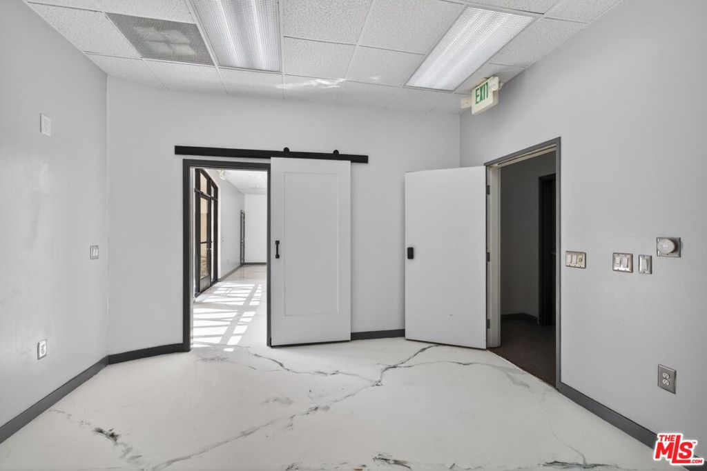4101 Rosemead Boulevard Property Photo 11