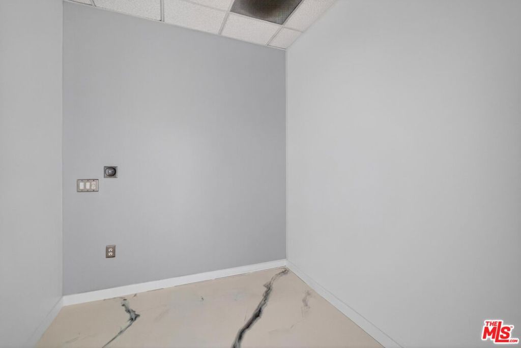 4101 Rosemead Boulevard Property Photo 15