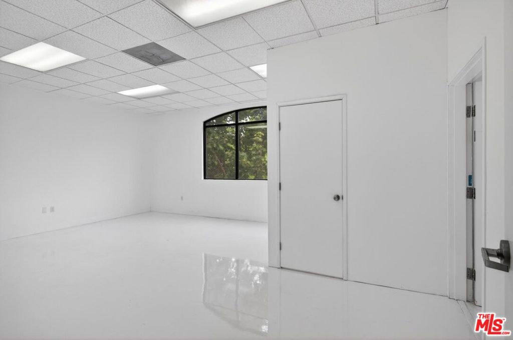 4101 Rosemead Boulevard Property Photo 22