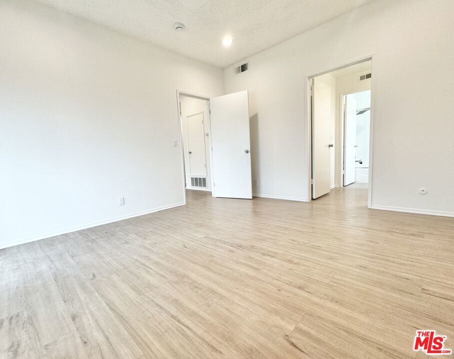 12235 Magnolia 306 Property Photo 5
