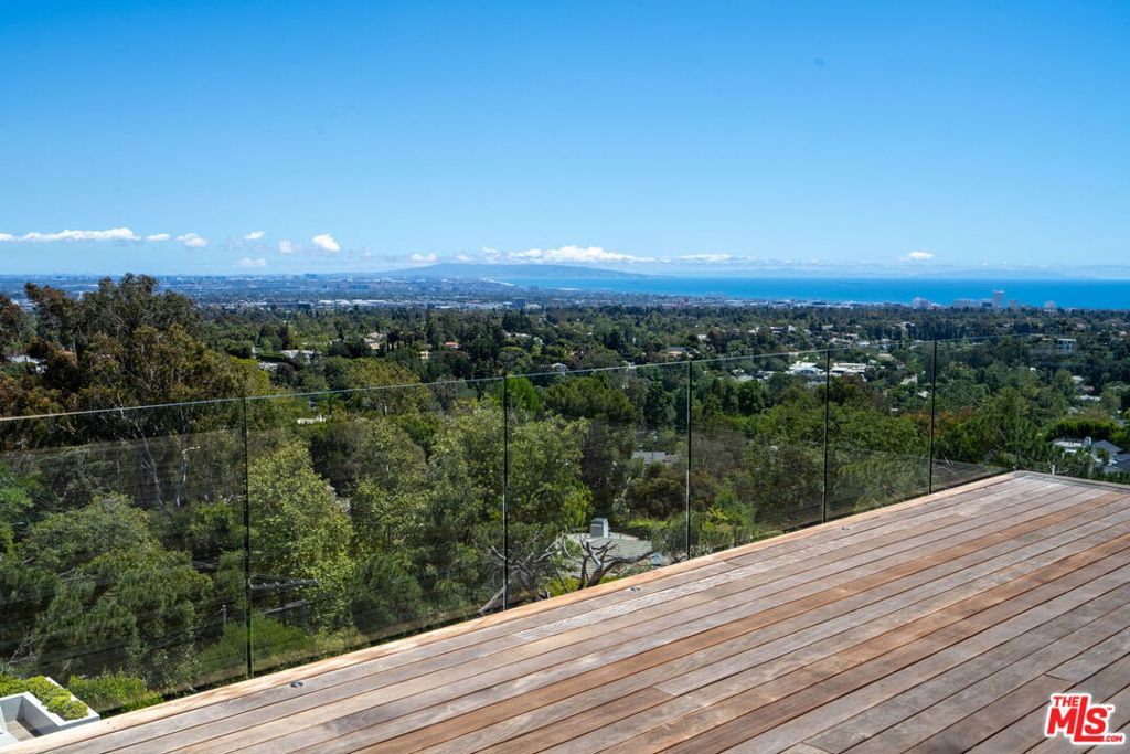 1830 Mango Way Property Photo 35