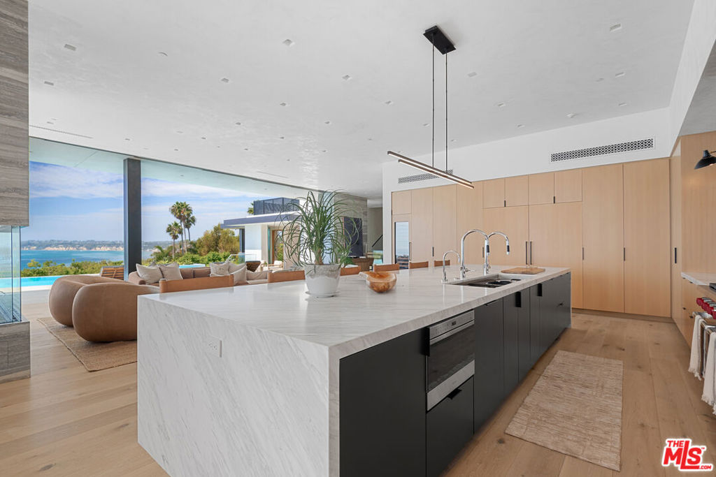 26946 Pacific Coast Highway Property Photo 16
