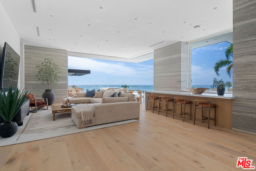 26946 Pacific Coast Highway Property Photo 17