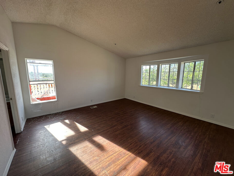 32049 213th Street Property Photo 21