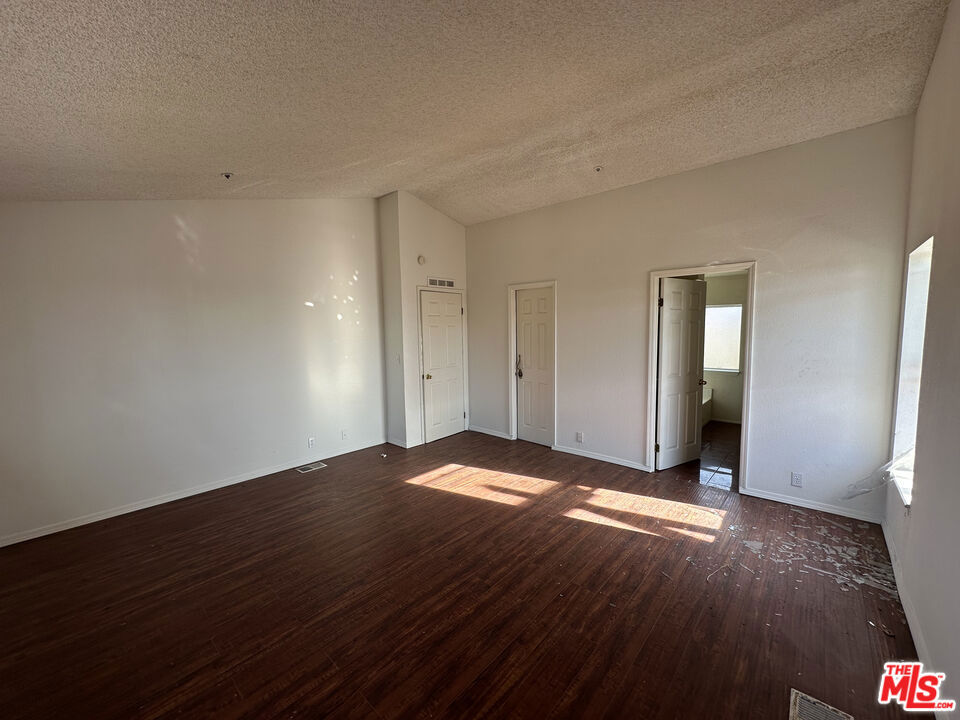32049 213th Street Property Photo 23