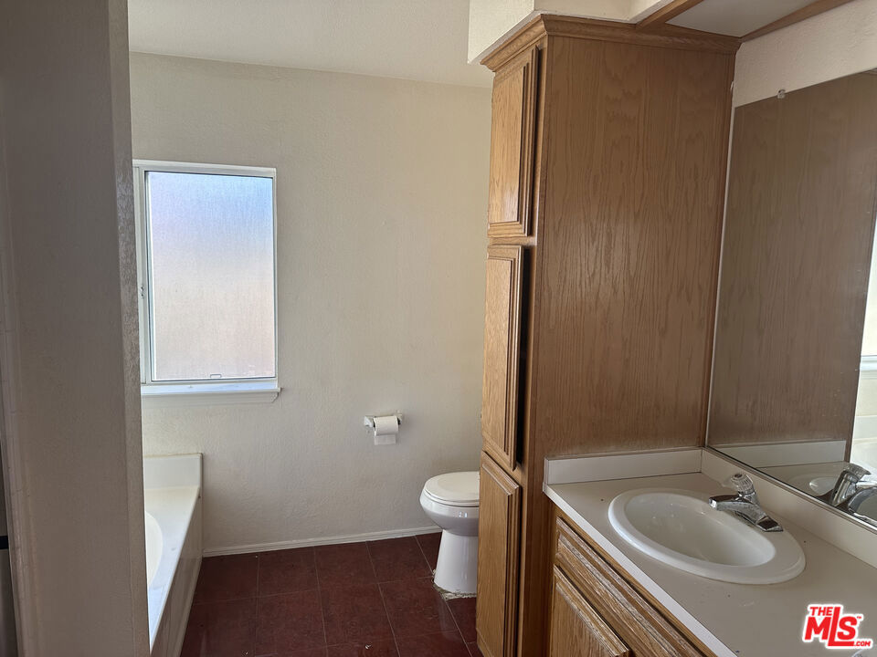 32049 213th Street Property Photo 25