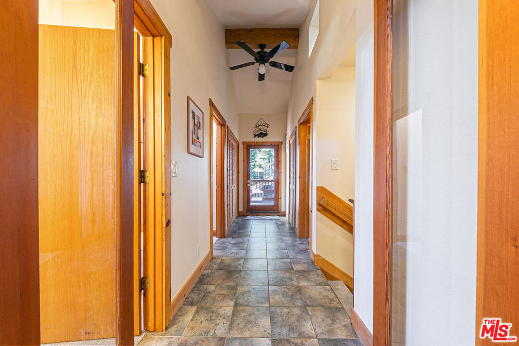 11504 Skislope Way Property Photo 23