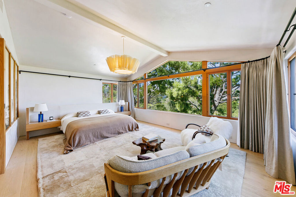 6902 Wildlife Road Property Photo 16