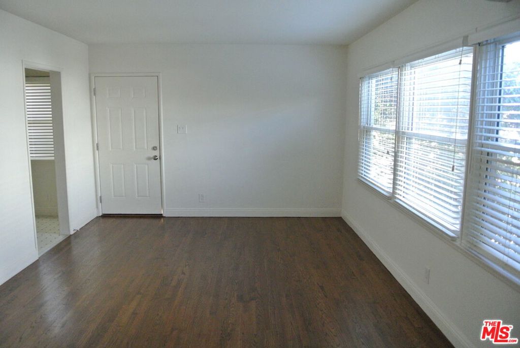 1444 Hazelwood Avenue Property Photo 7