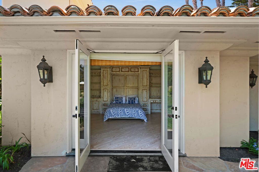 7160 Dume Drive Property Photo 43