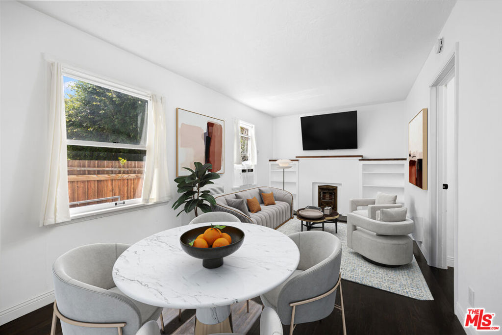 9016 1/2 Harratt Street Property Photo 1