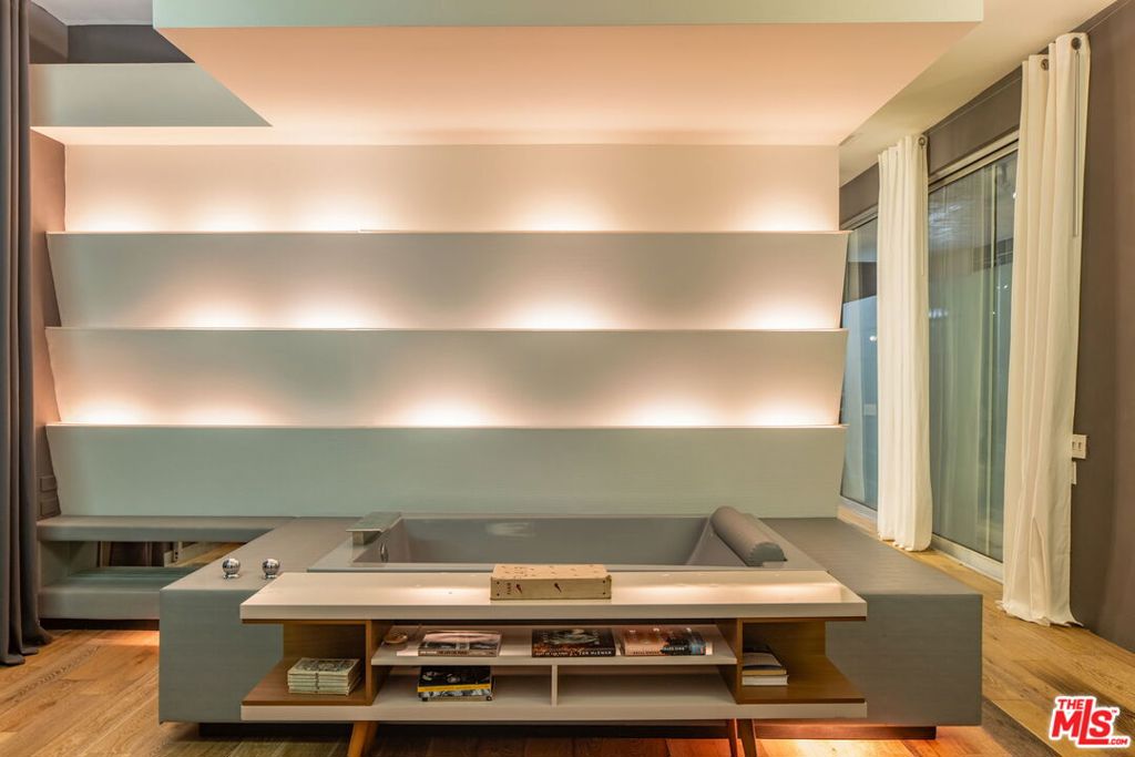 520 W Via Lola Property Photo 41