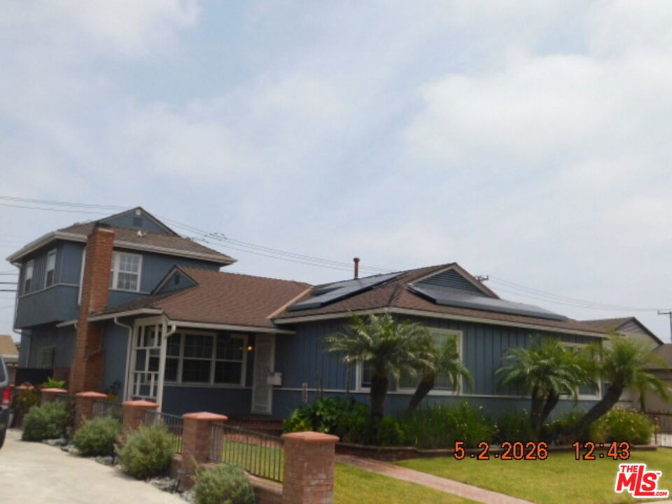 12924 Spinning Avenue Property Photo 2