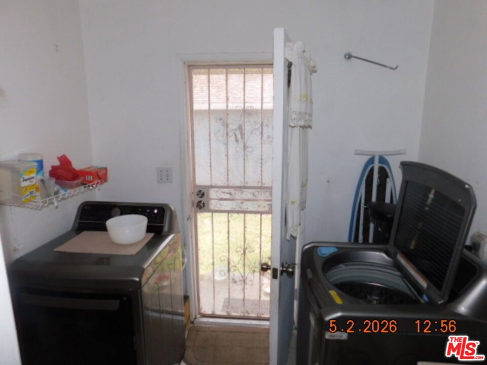 12924 Spinning Avenue Property Photo 8