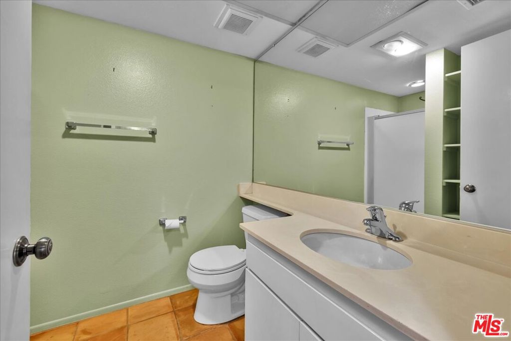 325 E Via Escuela 322 Property Photo 21