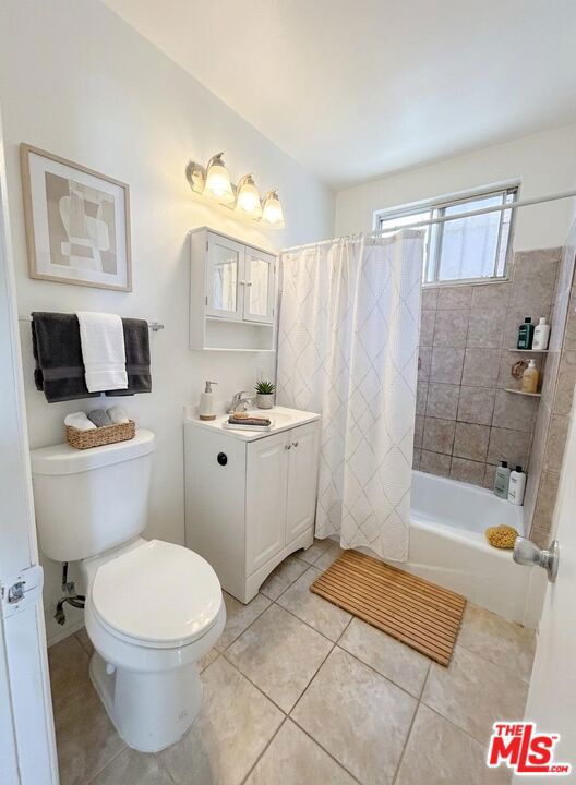 10218 Darby Avenue 1 Property Photo 5
