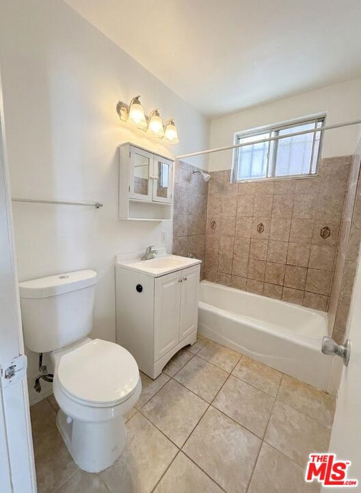 10218 Darby Avenue 1 Property Photo 6