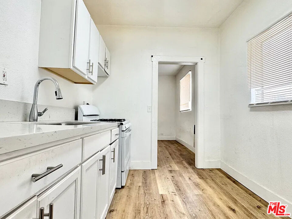 410 Witmer Street Property Photo 8