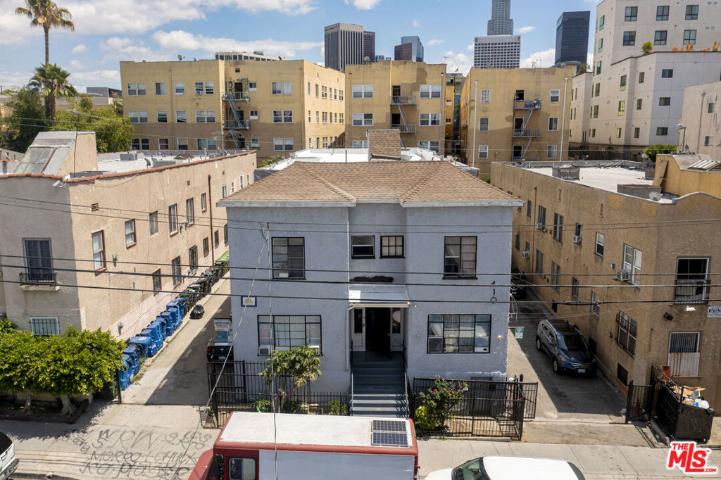 410 Witmer Street Property Photo 12