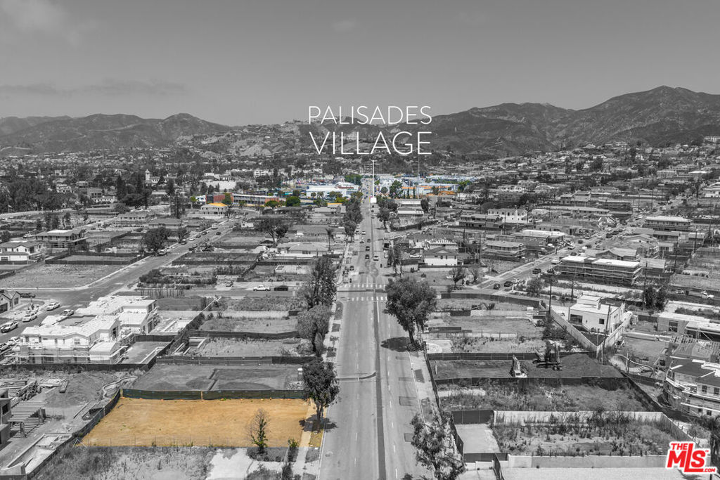 14826 W Sunset Boulevard Property Photo 3