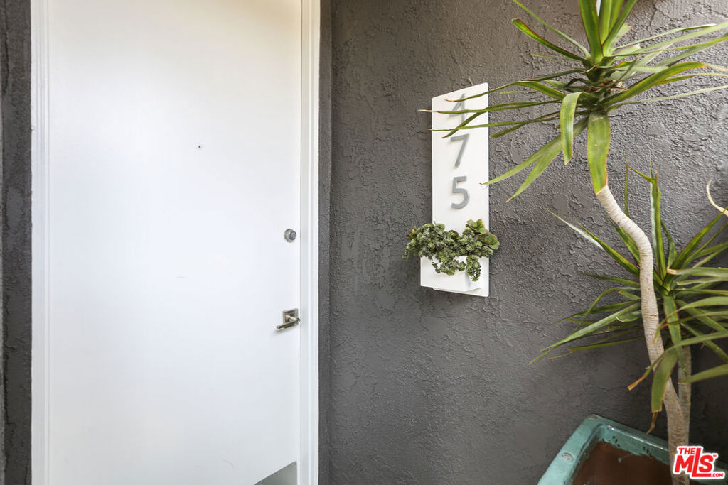472 Rosecrans Avenue Property Photo 48