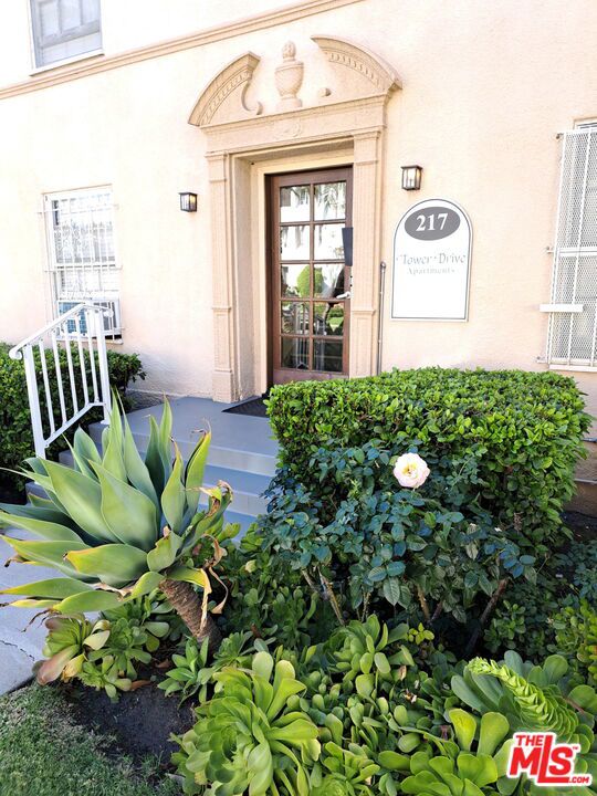 217 S Tower Drive 2 Property Photo 2