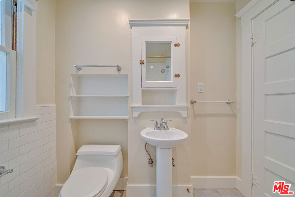 123 Wavecrest Avenue Property Photo 36