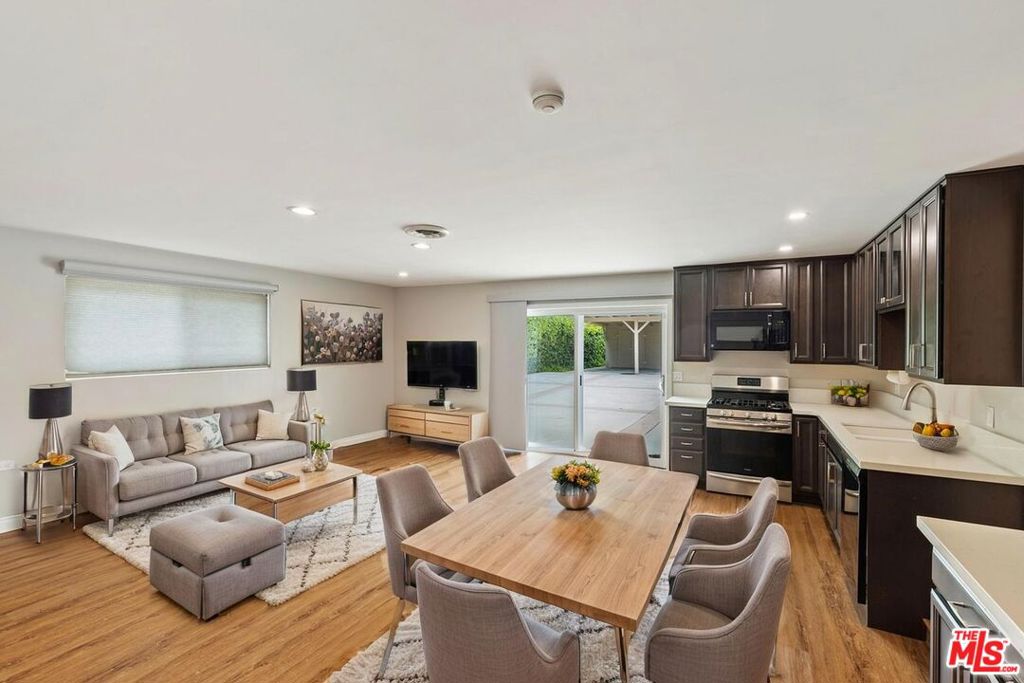 17537 Margate Street Property Photo 26