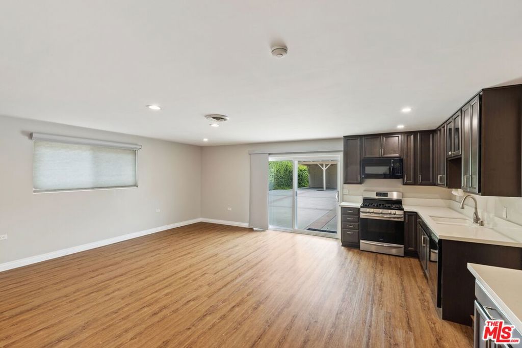 17537 Margate Street Property Photo 27