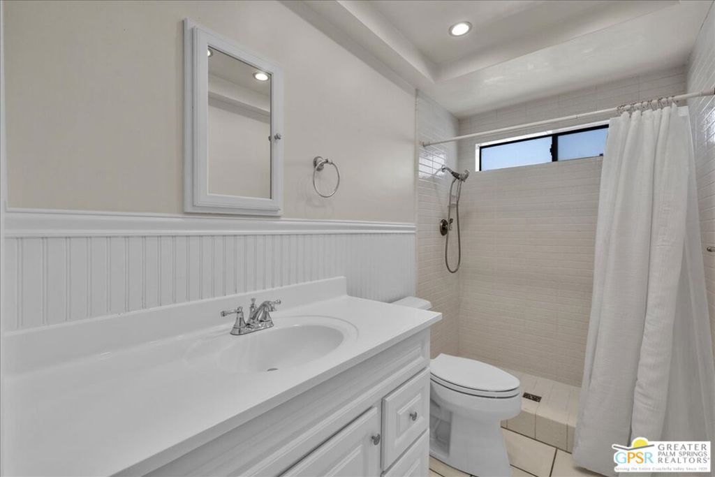 2234 S Linden Way D Property Photo 26
