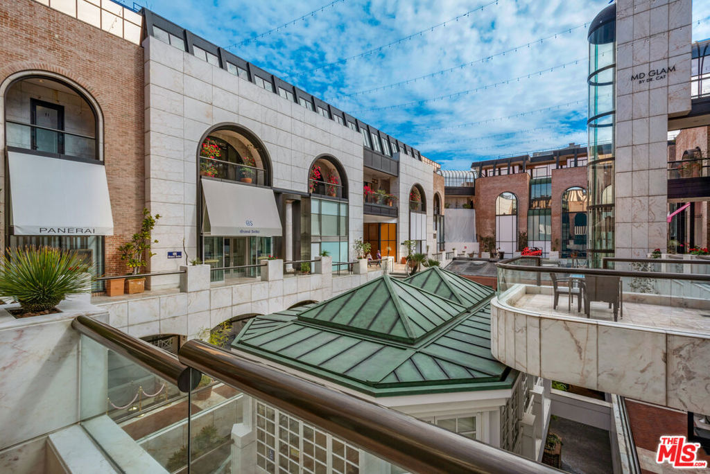 421 N Rodeo Drive Ste A4 Property Photo 13