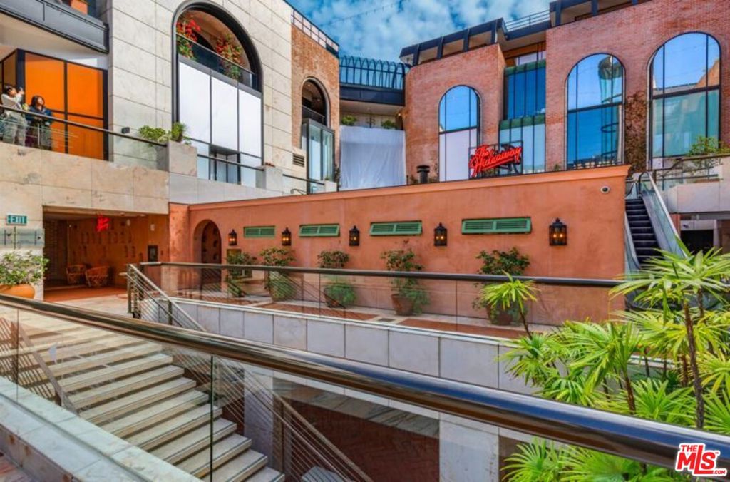 421 N Rodeo Drive Ter-ste Ta Property Photo 10