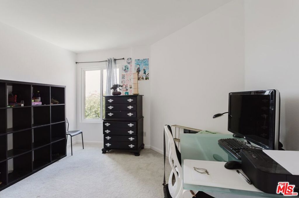 42665 Tempo Drive Property Photo 20