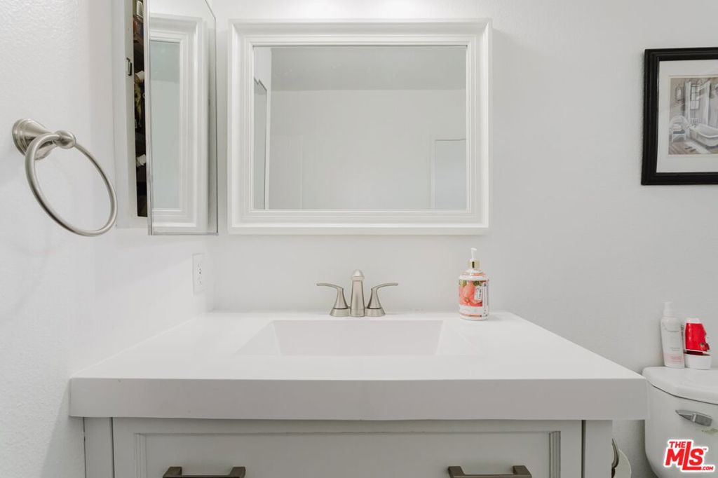 42665 Tempo Drive Property Photo 23