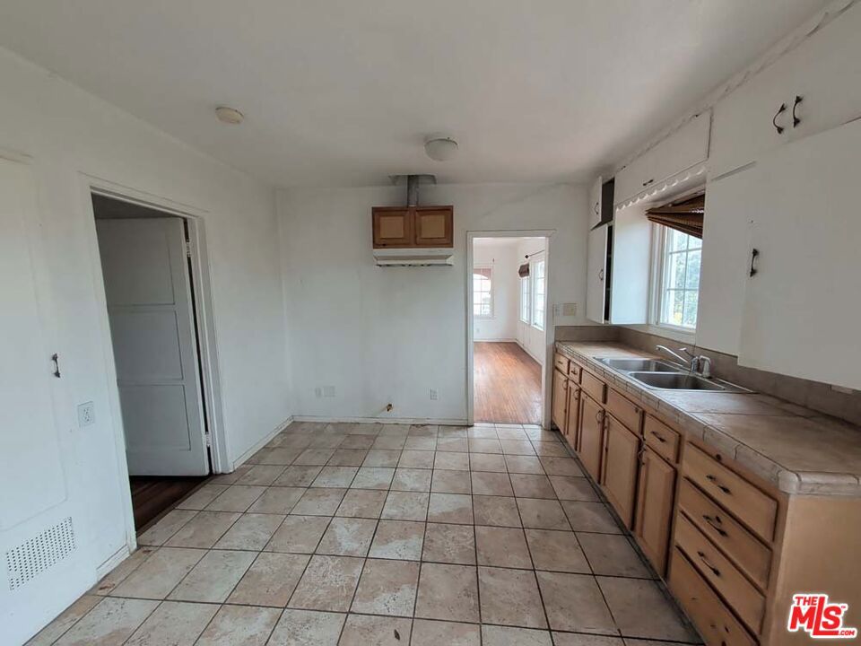 4790 Academy Street Property Photo 10