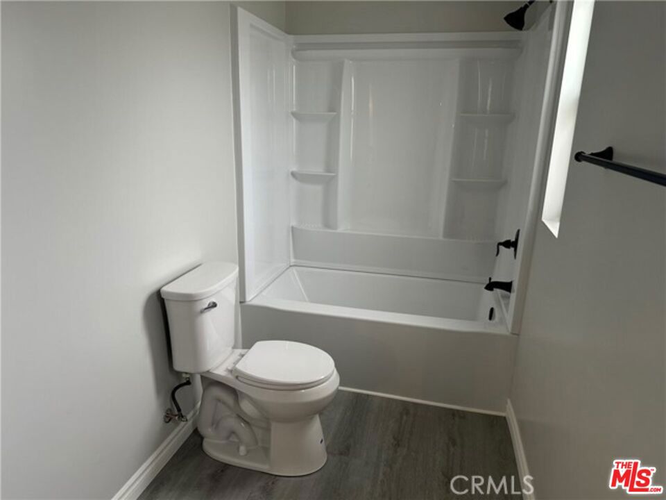 9391 California Avenue 89 Property Photo 10
