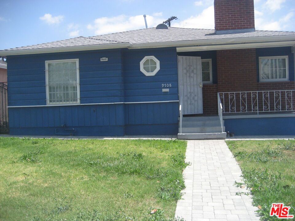 9708 Haas Avenue Property Photo 1