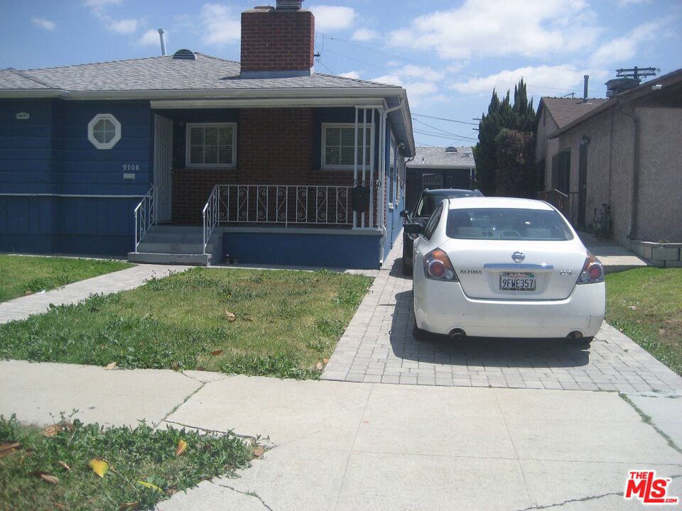 9708 Haas Avenue Property Photo 2