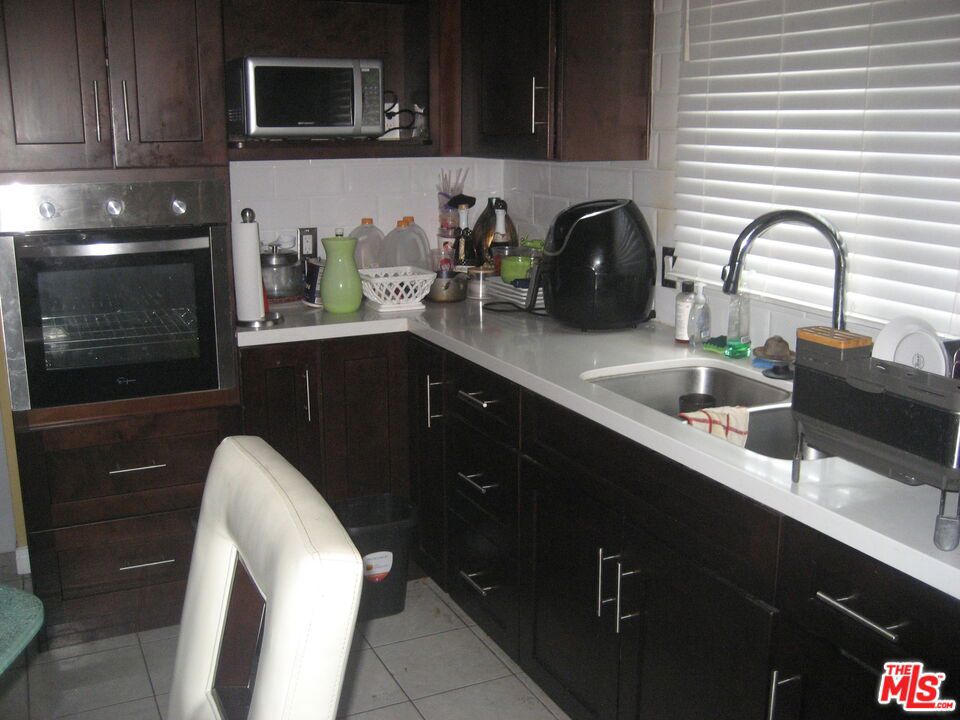 9708 Haas Avenue Property Photo 17
