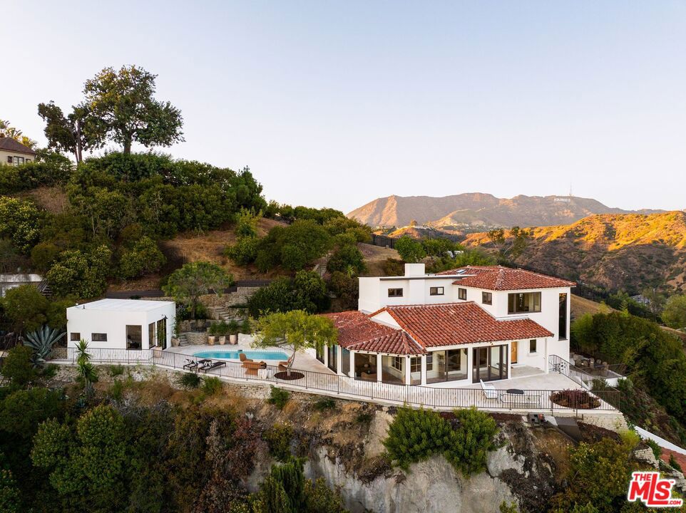 6911 Los Tilos Road Property Photo 1